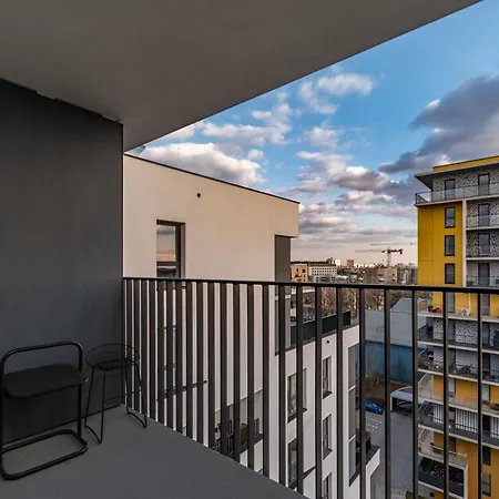 Zupnicza 18 By Homeprime Apartment Warsaw